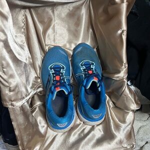 Brooks Adrenaline Ladies Athletic Shoes